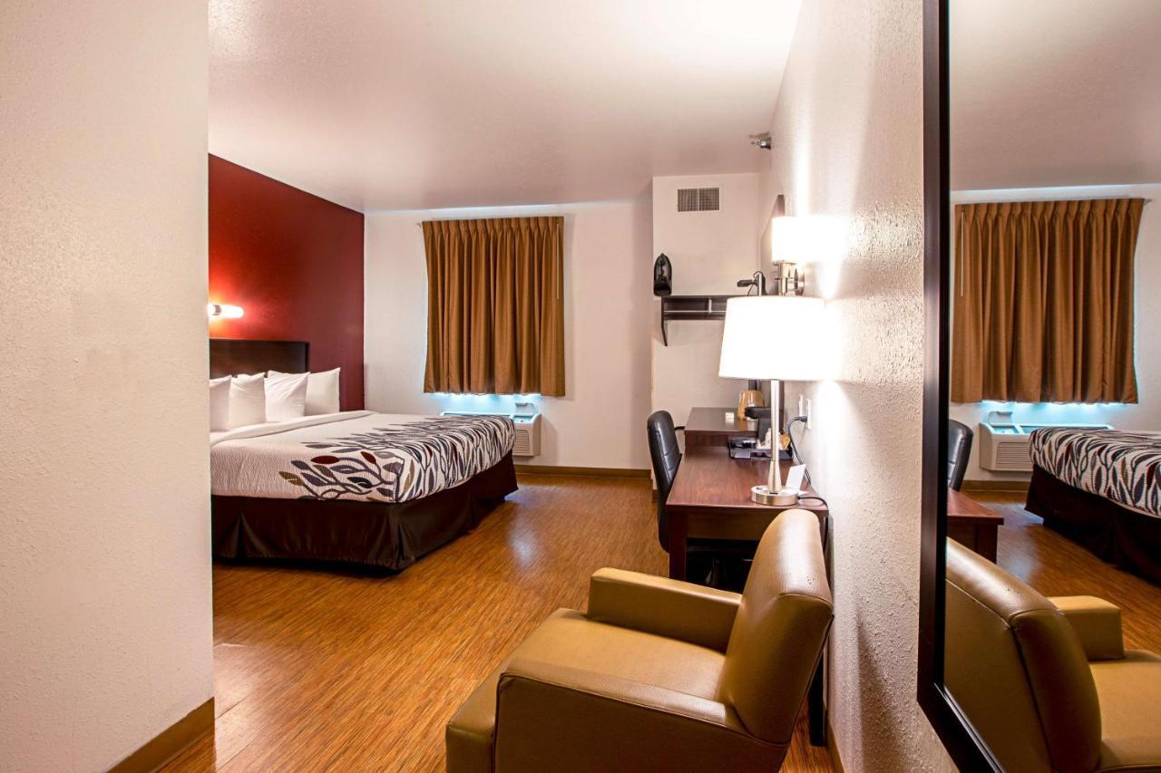 Seasons Inn Τράβερς Σίτι Εξωτερικό φωτογραφία