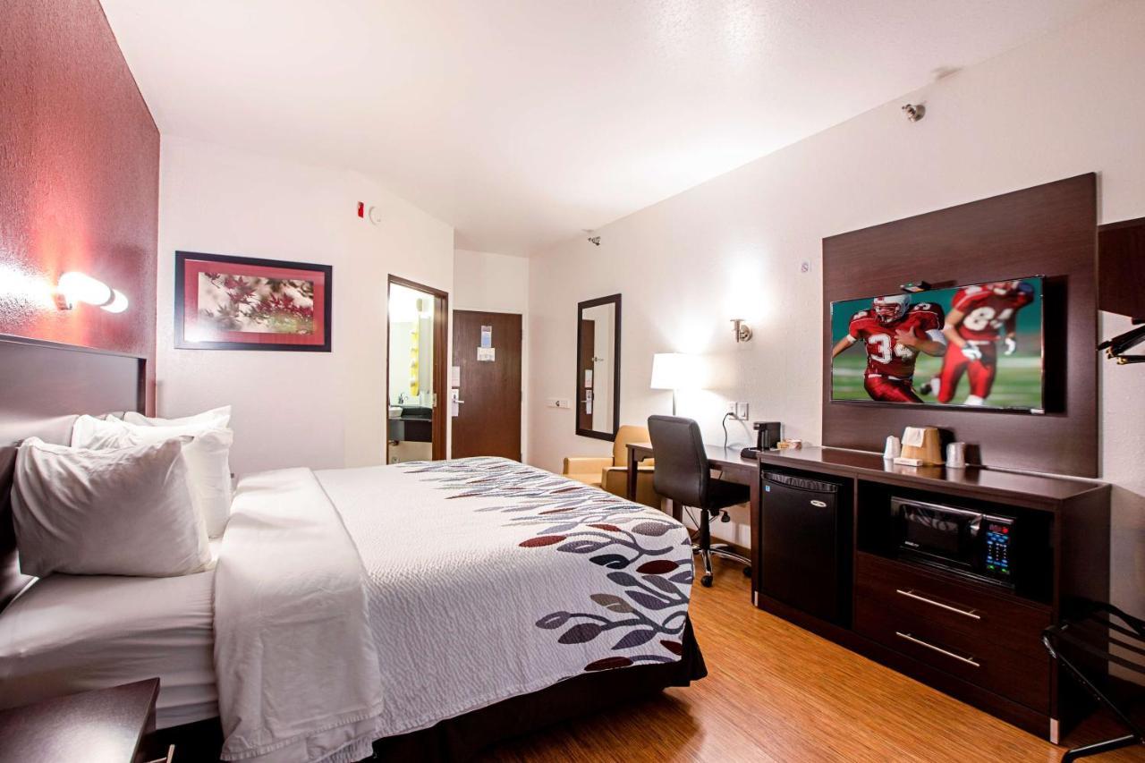 Seasons Inn Τράβερς Σίτι Εξωτερικό φωτογραφία